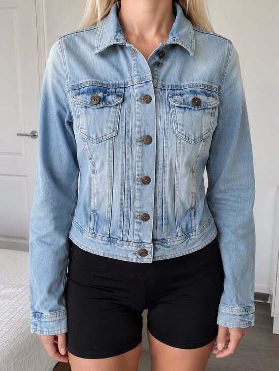 Bershka Jackets & Blazers - 💙 Bershka Light Wash Denim Jacket | Size 28 | Very Good Condition